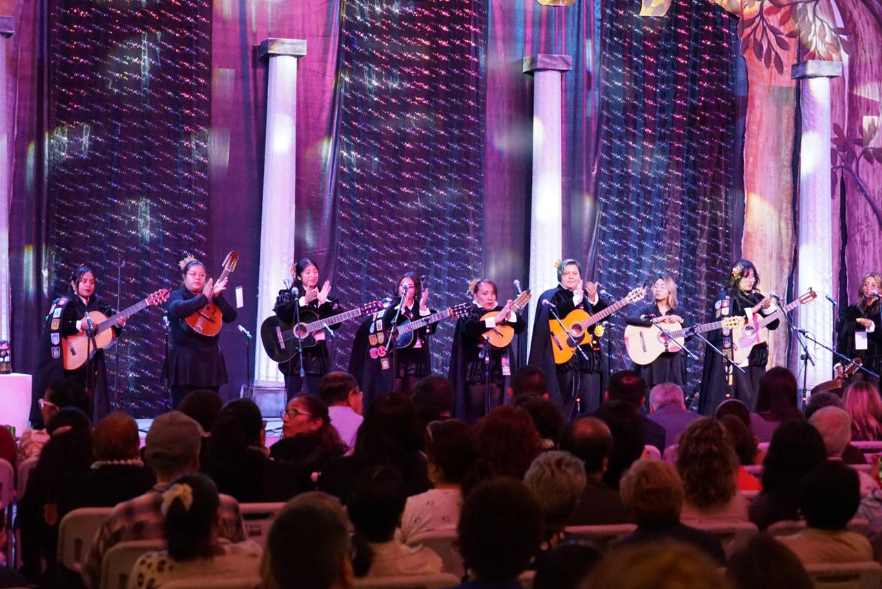 Arranca en Xalapa la fiesta musical del XII Festival Internacional de Tunas Femeniles