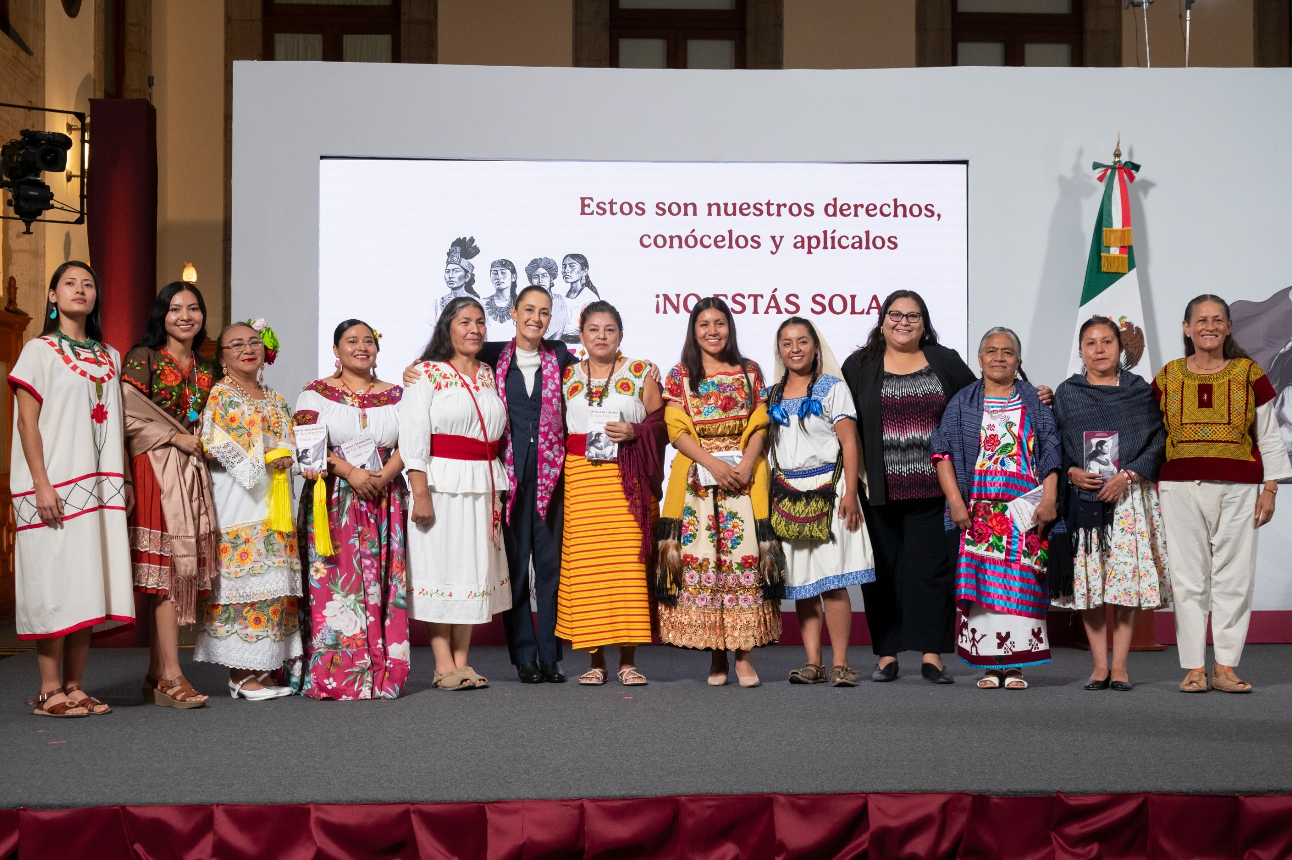 Claudia Sheinbaum Impulsa El Cacao Y Reconoce A Mujeres Indigenas En Tabasco Un Modelo De Desarrollo Y Cultura