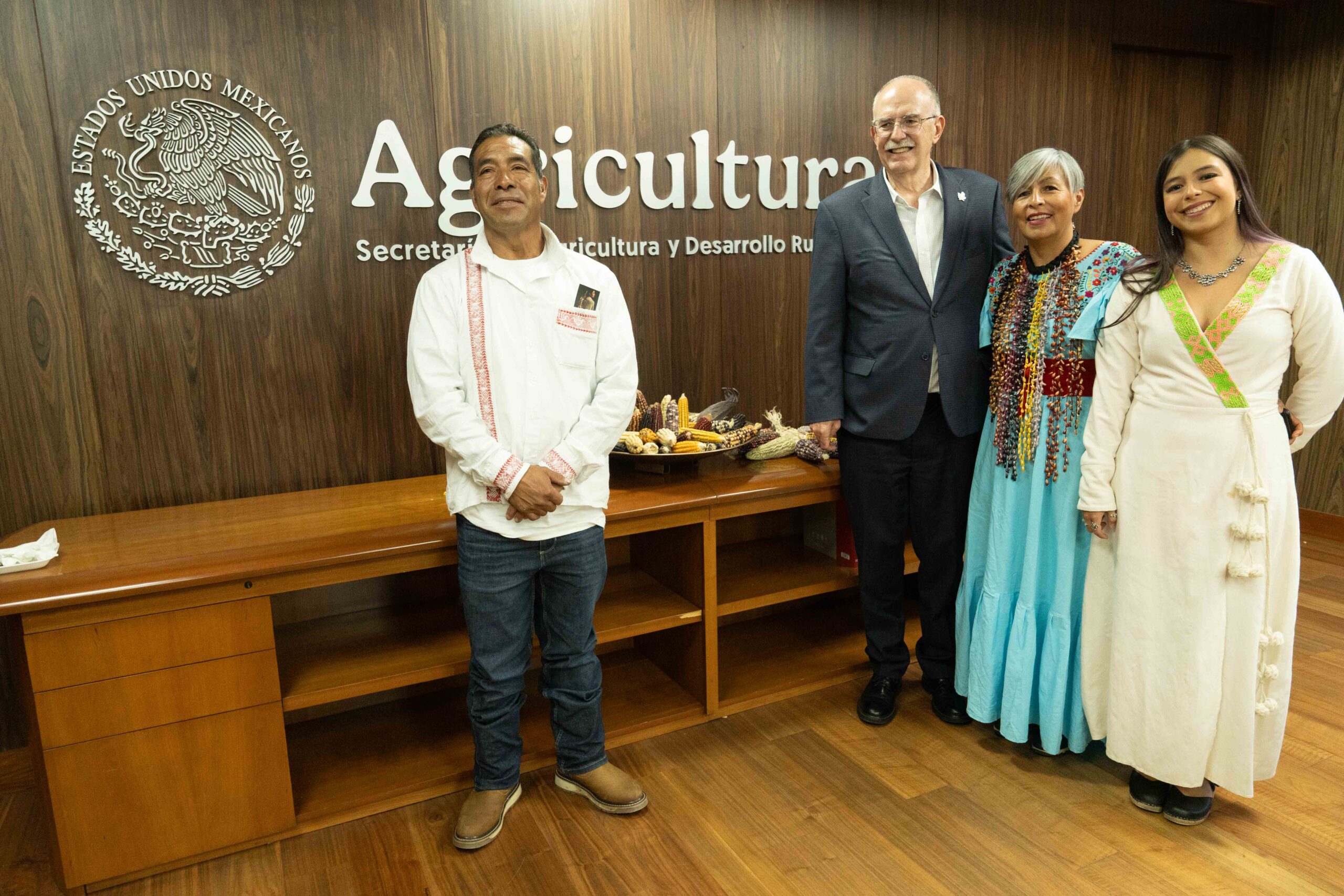 "la trenza": la exposición que celebra a los guardianes del maíz mexicano y su legado ancestral la revista del sureste mx 250929 Jbs Exposicion Foto La Trenza 71 Scaled