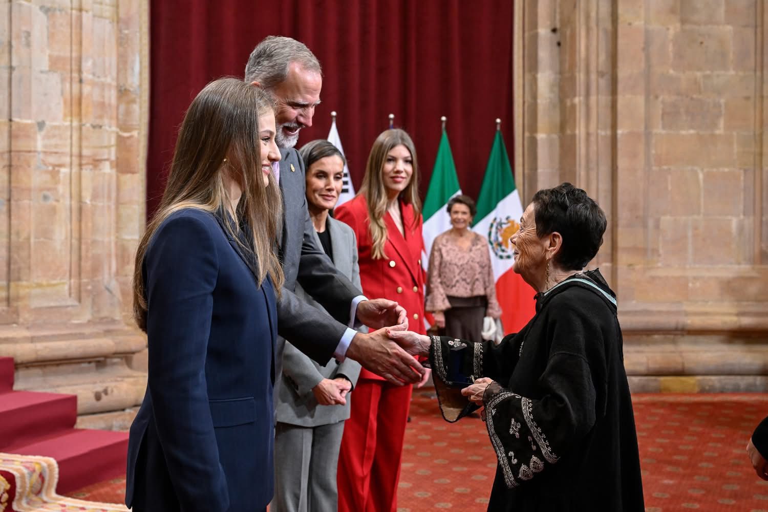 México destaca en los premios princesa de asturias 2025: graciela iturbide y el museo nacional de antropología hacen historia la revista del sureste mx 571117367 10235821385888307 6066654679944122806 N