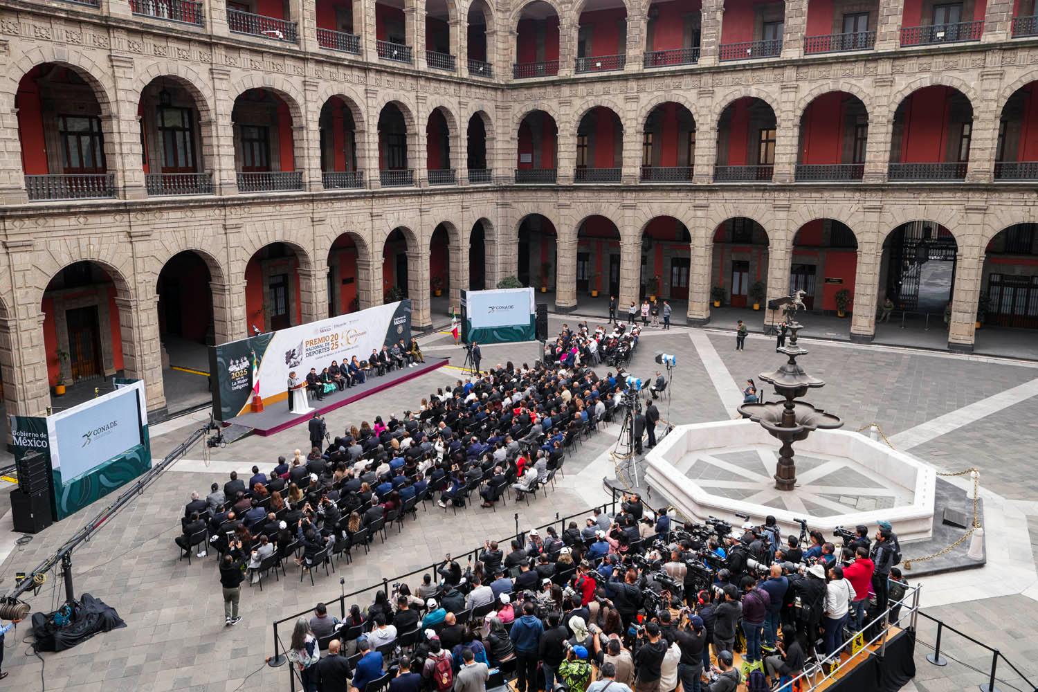Orgullo mexicano: isaac del toro y la indígena rarámuri lorena ramírez lideran a los ganadores del premio nacional del deporte 2025 la revista del sureste mx 590632049 1181913790788294 4562856191951360671 N