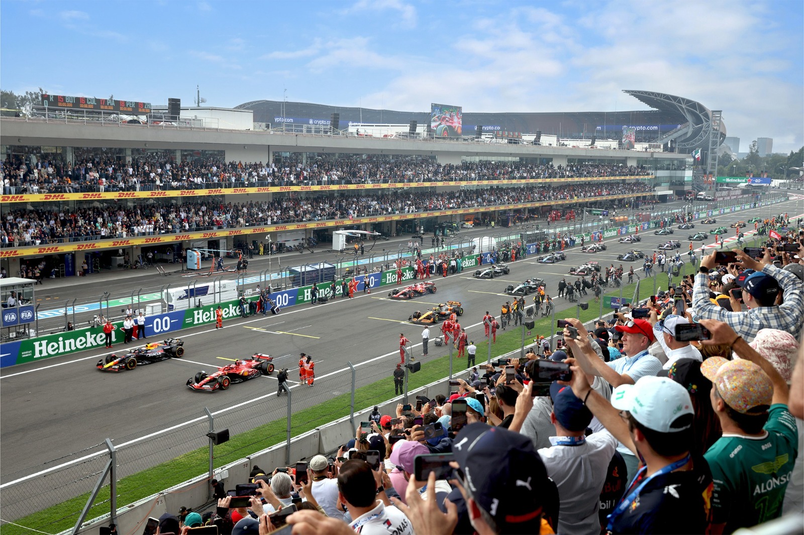 Crece el gasto de visitantes extranjeros durante el fin de semana de la carrera automovilística en ciudad de méxico la revista del sureste mx Comunicado 249 4 1