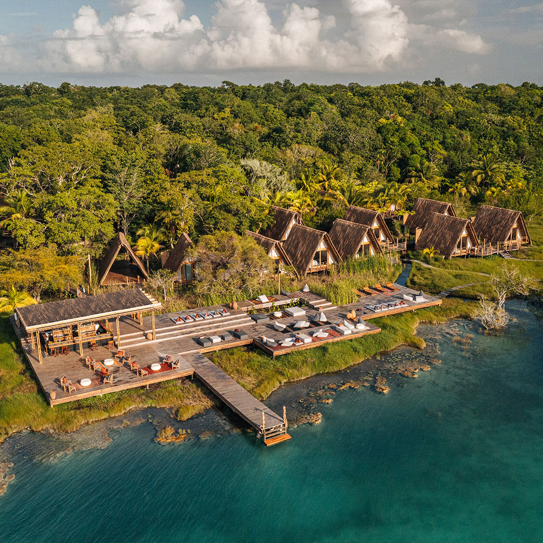 Descubre Los Nuevos Hoteles Con Llave Michelin 2025 Que Ponen A Bacalar En La Cima Del Lujo Sostenible