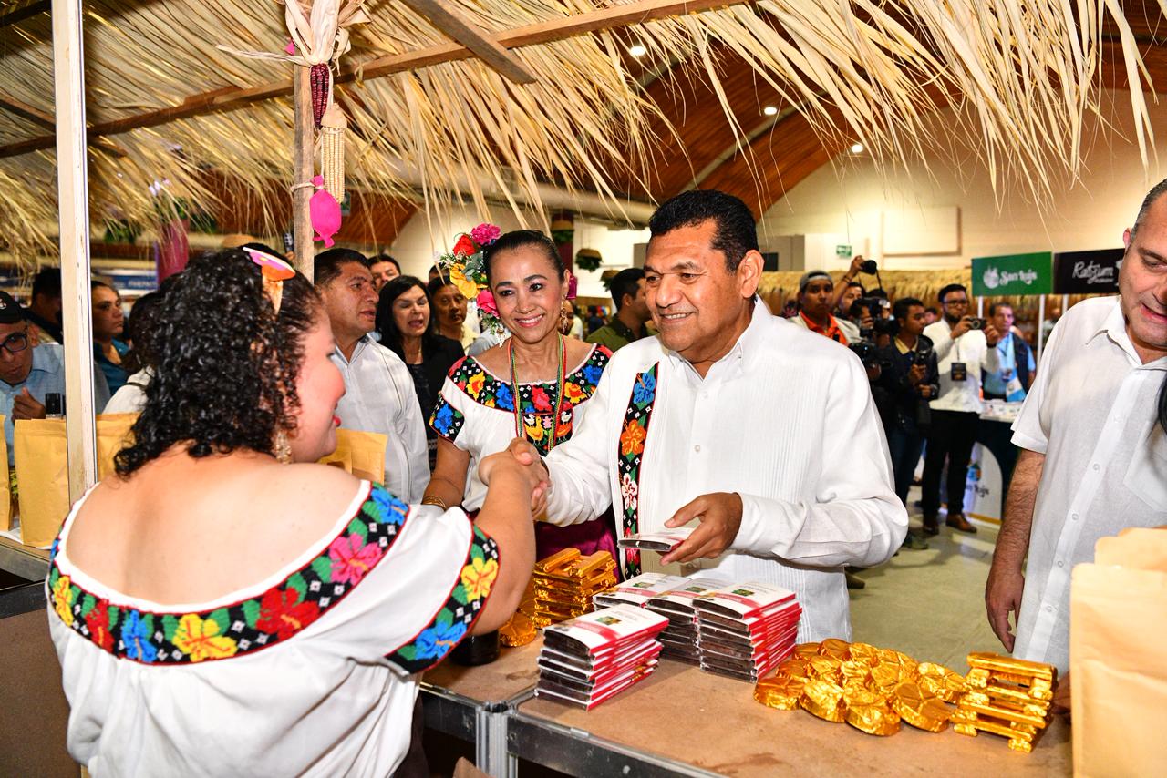 El Cacao Tabasqueno Conquista Corazones Asi Arranco El 14° Festival Del Chocolate 2025