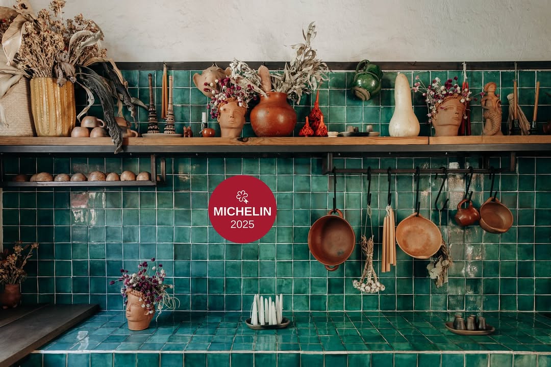 Oaxaca deslumbra en la guía michelin 2025: tres hoteles reciben una llave por su excelencia y encanto cultural la revista del sureste mx 🗝️ Michelin 2025Por Segundo Ano Consecutivo Hemos Sido Reconocidos Por @Michelinguide Un Honor