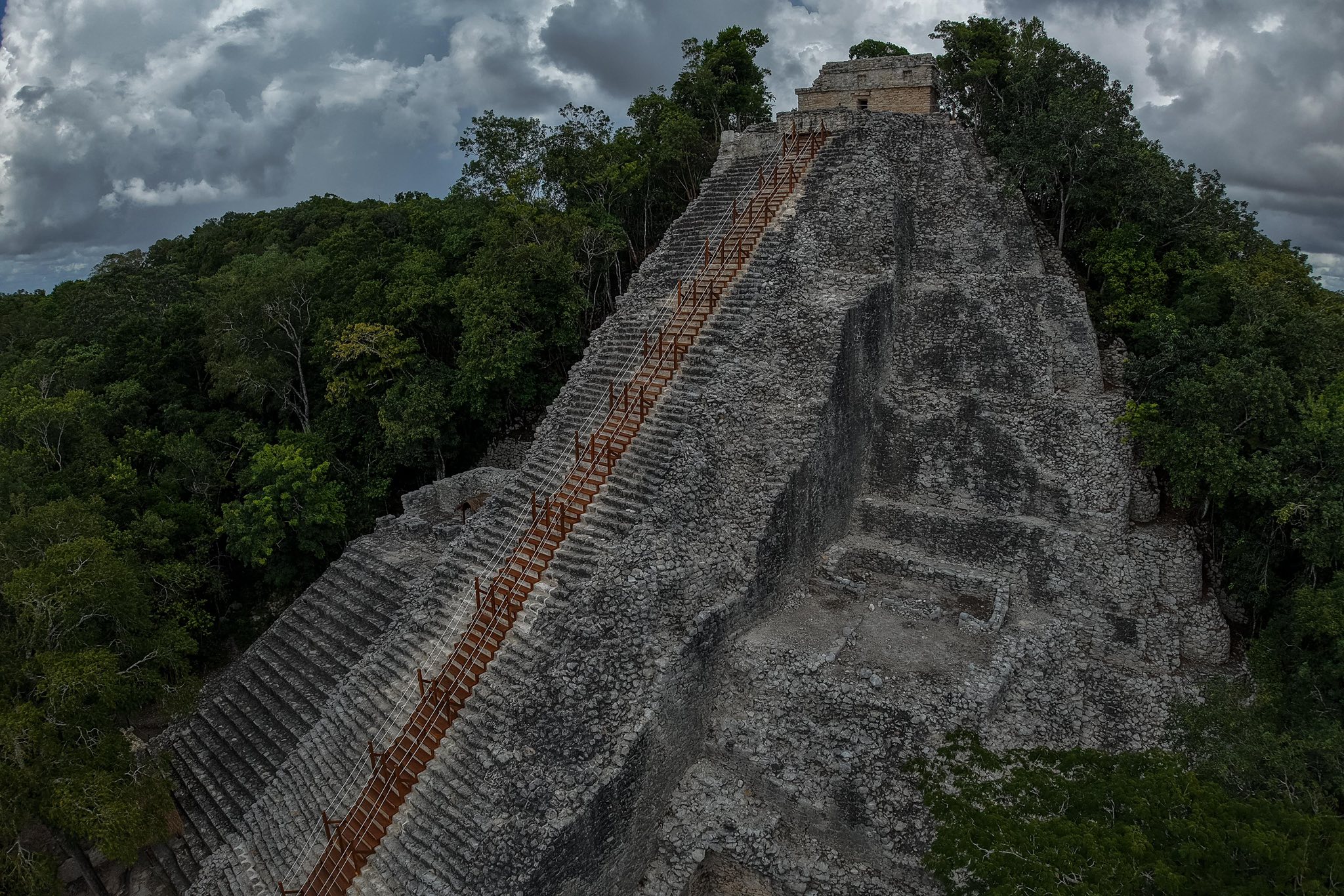 Reabren la escalinata de Nohoch Mul en la zona arqueológica de Cobá tras seis años de cierre