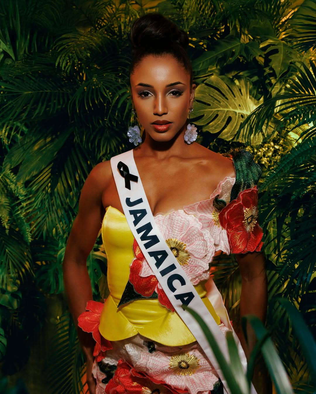 Miss jamaica regresará a su país para continuar su recuperación tras grave accidente en miss universo la revista del sureste mx 🇯🇲 Jamaica – Gabrielle Henrya Physician And Advocate Gabrielle Merges Science With Service Th 1