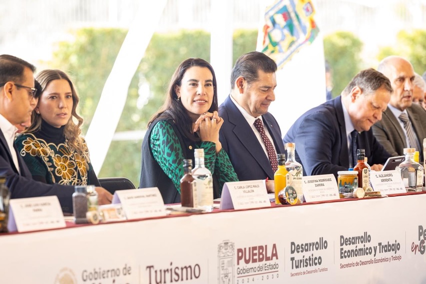 Puebla despega con fuerza: 12 nuevas rutas aéreas internacionales y nacionales la revista del sureste mx Puebla Estrena 12 Rutas Aereas Conectividad Nacional E Internacional En 2026