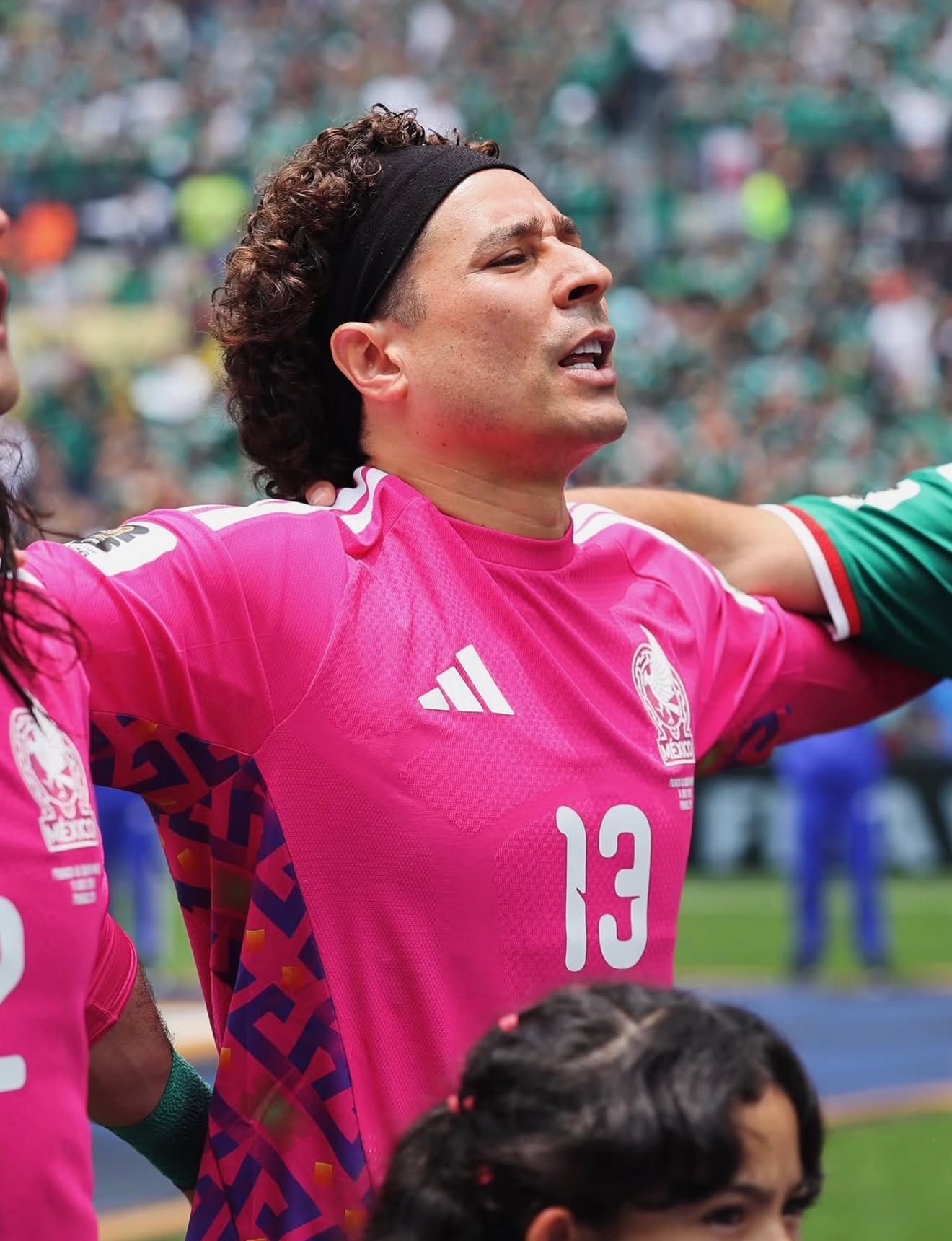 Memo Ochoa Rompe En Llanto