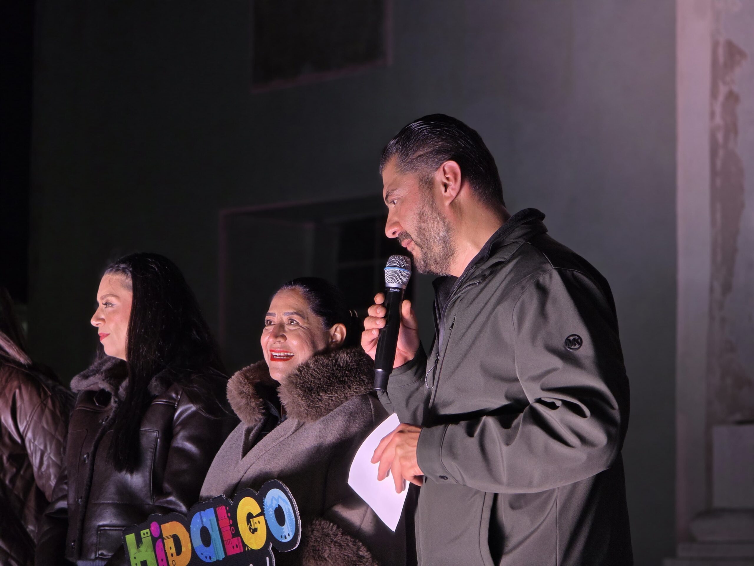 Videomapping en real del monte: hidalgo impulsa turismo inmersivo por el mundial 2026 la revista del sureste mx Espectacular Proyección De Videomapping Sobre La Fachada De La Parroquia De Nuestra Señora De La Asunción En El Pueblo Mágico De Real Del Monte, La Cual Forma Parte De La Estrategia De Turismo Inmersivo Implementada En Hidalgo Durante La Temporada Mundialista.