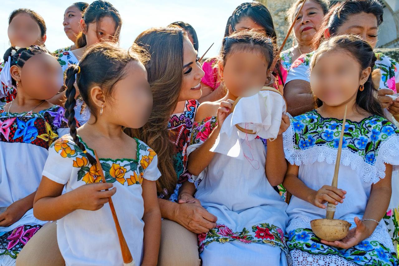 Conmemora mara lezama el día mundial del bordado y reconoce a más de 4 mil 790 artesanas y artesanos mayas la revista del sureste mx Conmemora Mara Lezama El Dia Mundial Del Bordado 2