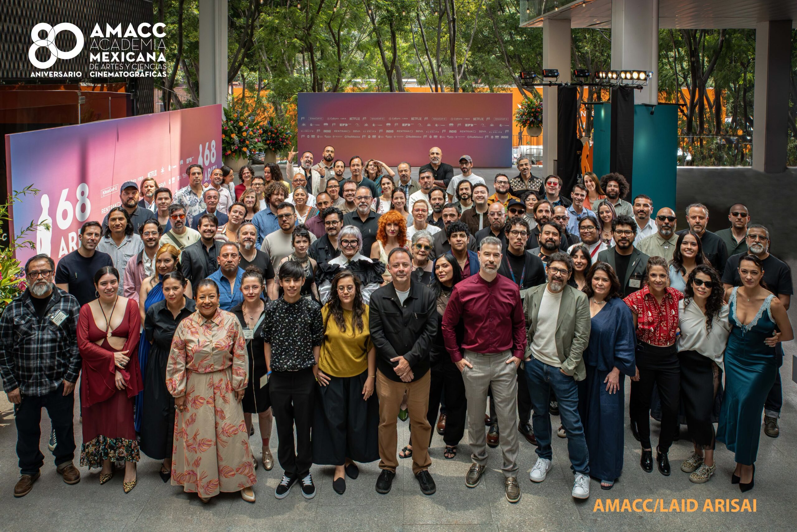Foto Grupal De Las Y Los Nominados A Los Premios Ariel 68 Posando Sonrientes Durante El Evento Oficial De La Academia Mexicana De Artes Y Ciencias Cinematográficas (Amacc).