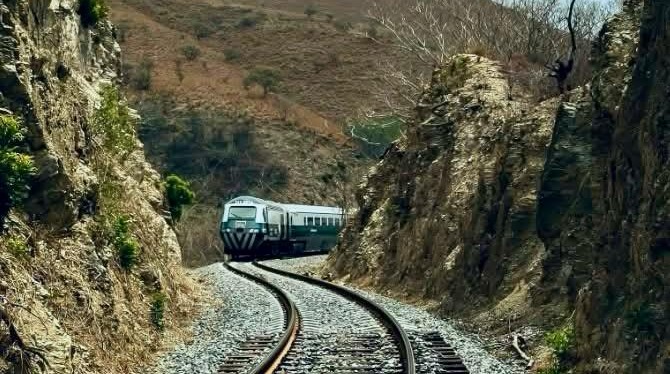 Continuidad De Sheinbaum Hacia El Tren Interoceanico Reactiva Economia