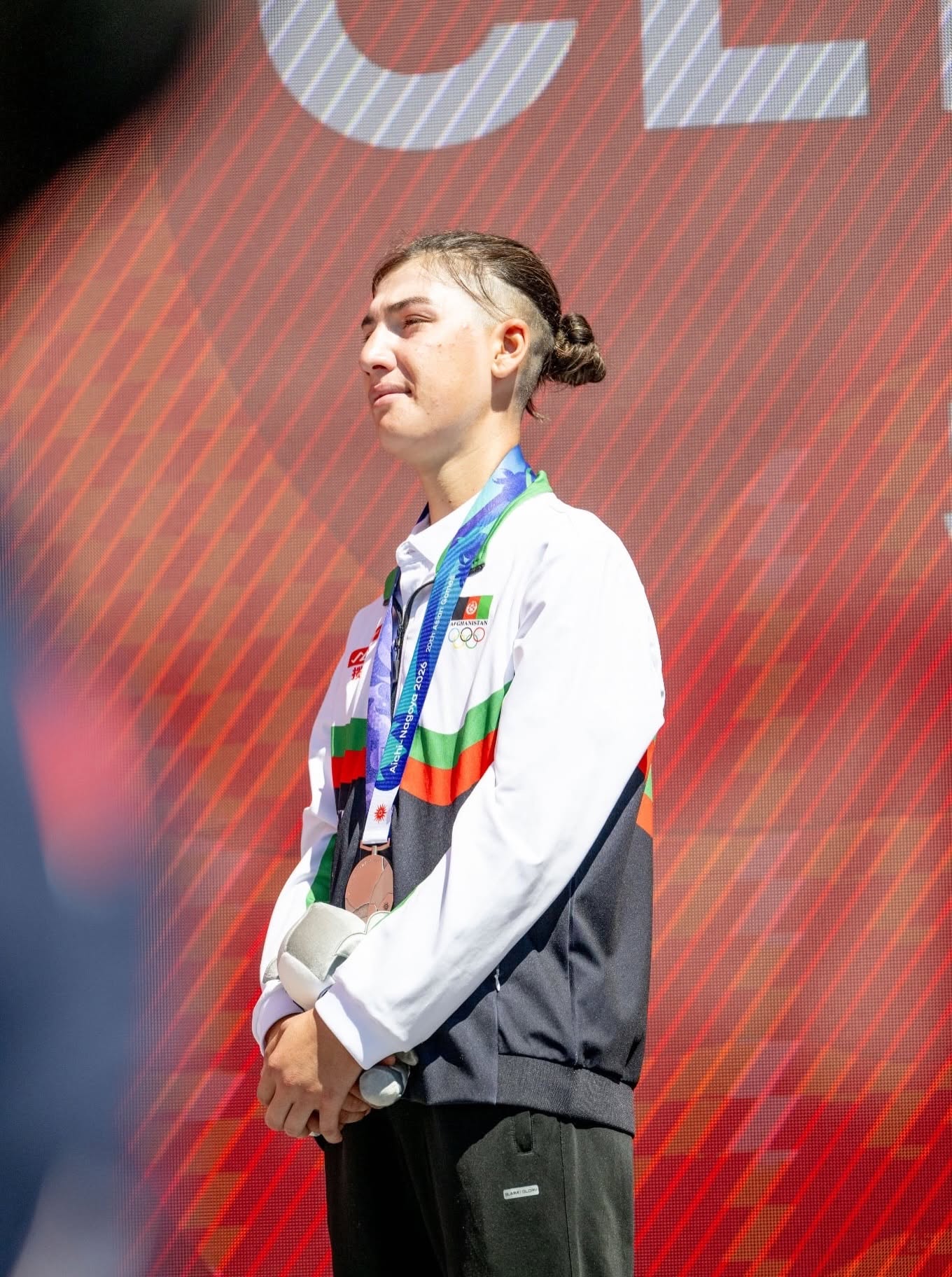 De las sombras al podio: la inspiradora historia de fariba hashimi, la ciclista afgana que desafió a los talibanes para ganar la medalla de plata en los juegos asiáticos la revista del sureste mx Fariba Hashimi La Ciclista Afgana Que Desafio A Los Talibanes Para Ganar La Medalla De Plata En Los Juegos Asiaticos