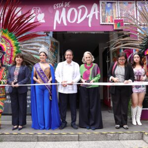 Feria de tlaxcala 2026 estrenará recinto renovado y buscará un quinto récord guinness para la entidad la revista del sureste mx Presentación Oficial De La Feria De Tlaxcala 2026 Recinto Renovado Con Autoridades Turísticas Y Un Danzante Tradicional Con Penacho De Plumas.