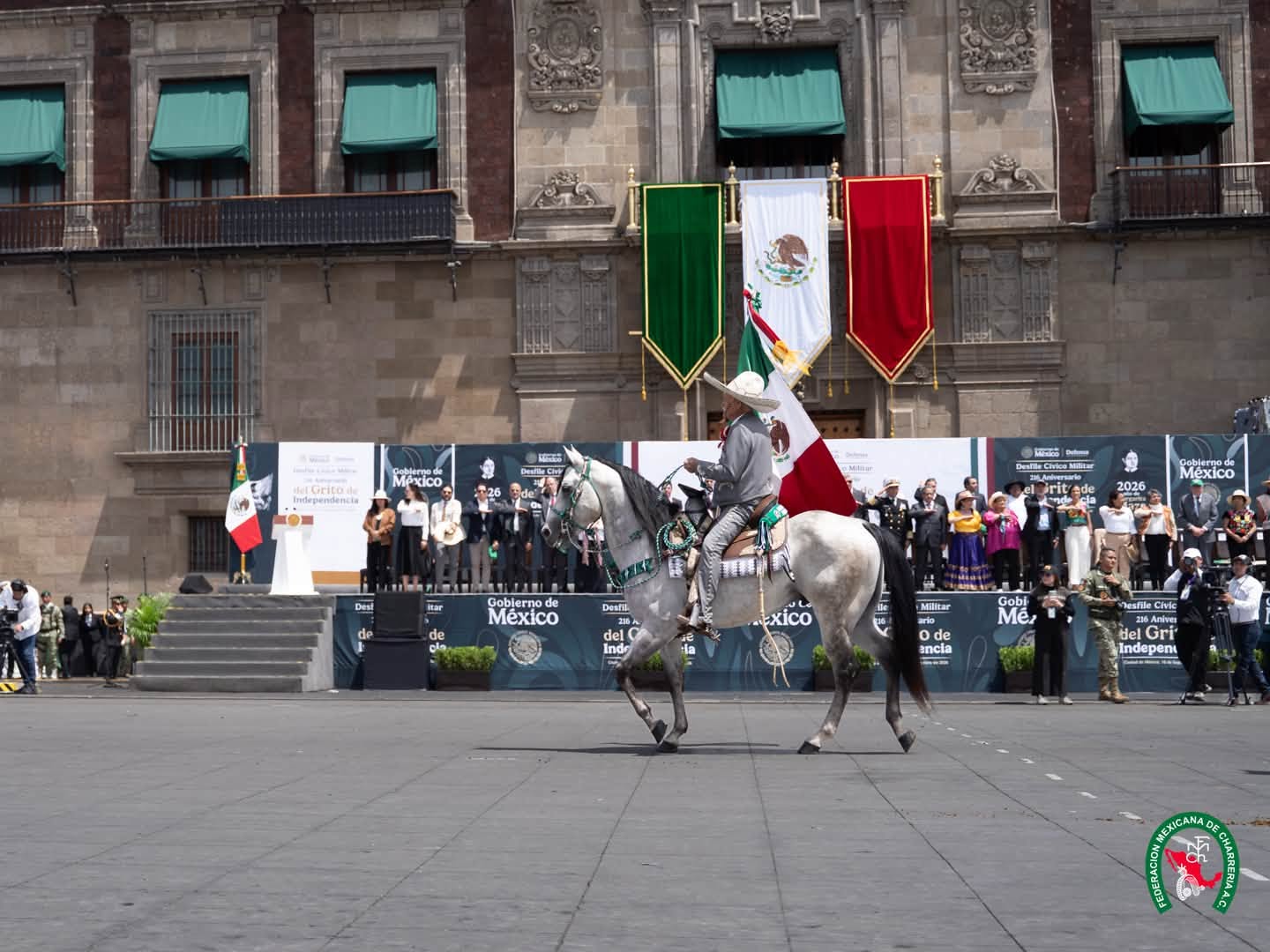 ¿por qué el charro mexicano no se quita el sombrero frente a la bandera o durante el himno nacional? La revista del sureste mx ¿Por Que El Charro Mexicano No Se Quita El Sombrero Frente A La Bandera O Durante El Himno Nacional 3