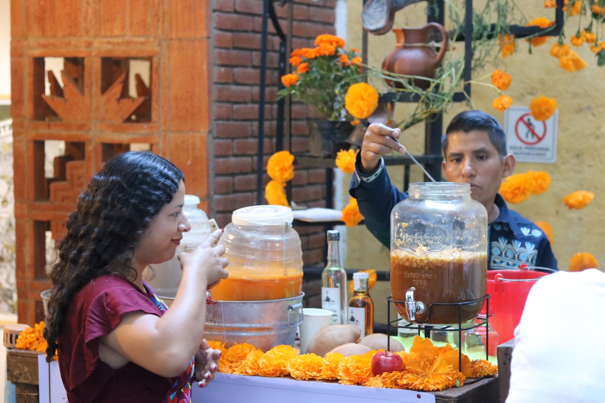 Día De Plaza Del Mezcal 2026: Palenqueras, Saberes Y Gastronomía En Oaxaca