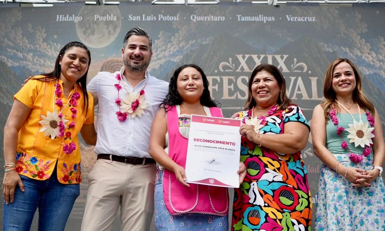 Elvia Guadalupe Cruz Blanco Y Las Mujeres Que Preservan La Huasteca