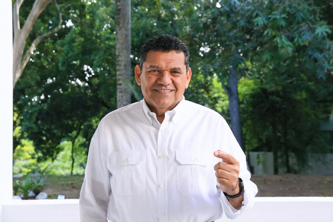 Gobernador Javier May se posiciona en el quinto lugar nacional de aprobación ciudadana