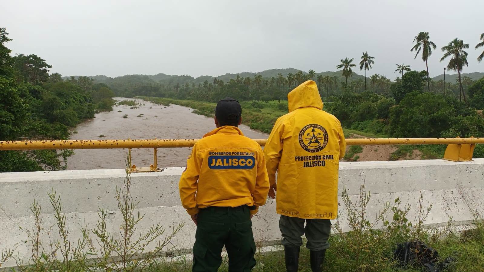 Huracan Simon Categoria 4 Alerta Roja En Jalisco Y Colima Ante Posible Impacto 2