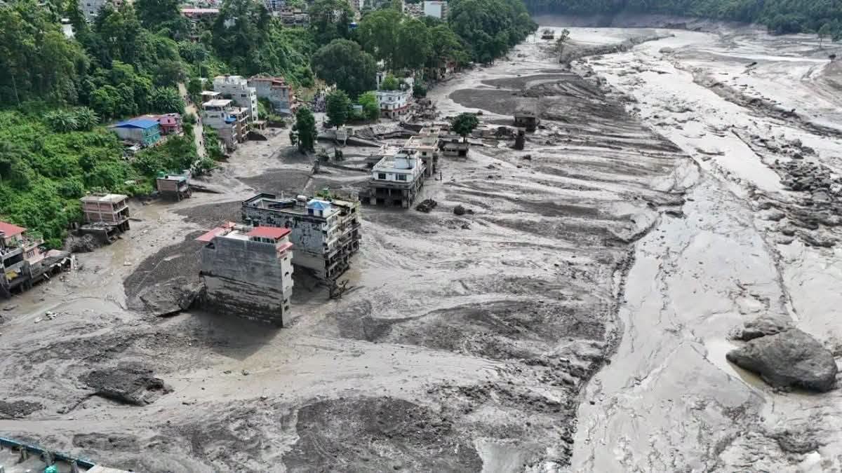 Inundacion En Nepal Arrasa Viviendas