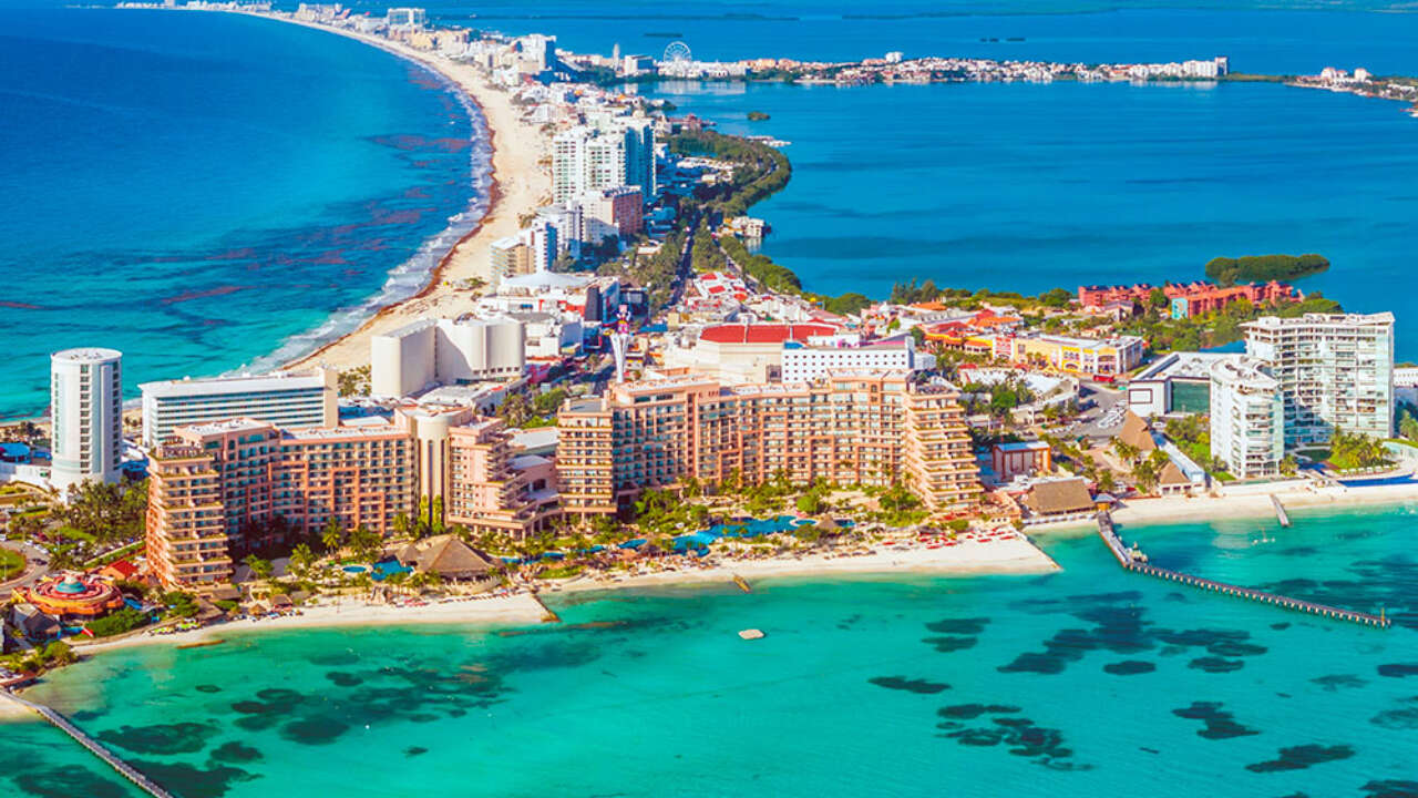 Quintana roo de fiesta: conmemora hoy 8 de octubre su aniversario como estado libre y soberano la revista del sureste mx Quintana Roo De Fiesta: Conmemora Hoy 8 De Octubre Su Aniversario Como Estado Libre Y Soberano
