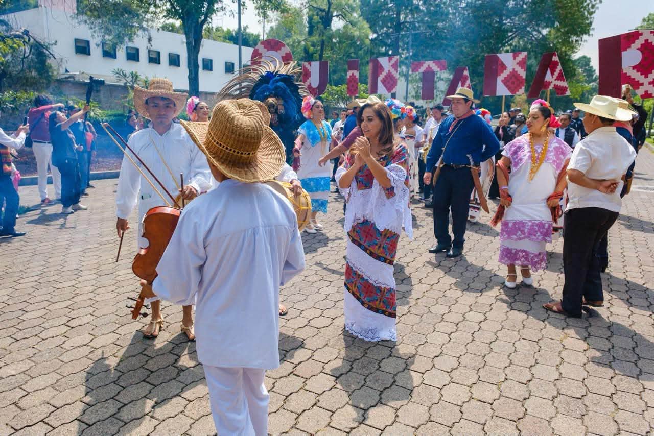 Quintana Roo Llega A Los Pinos
