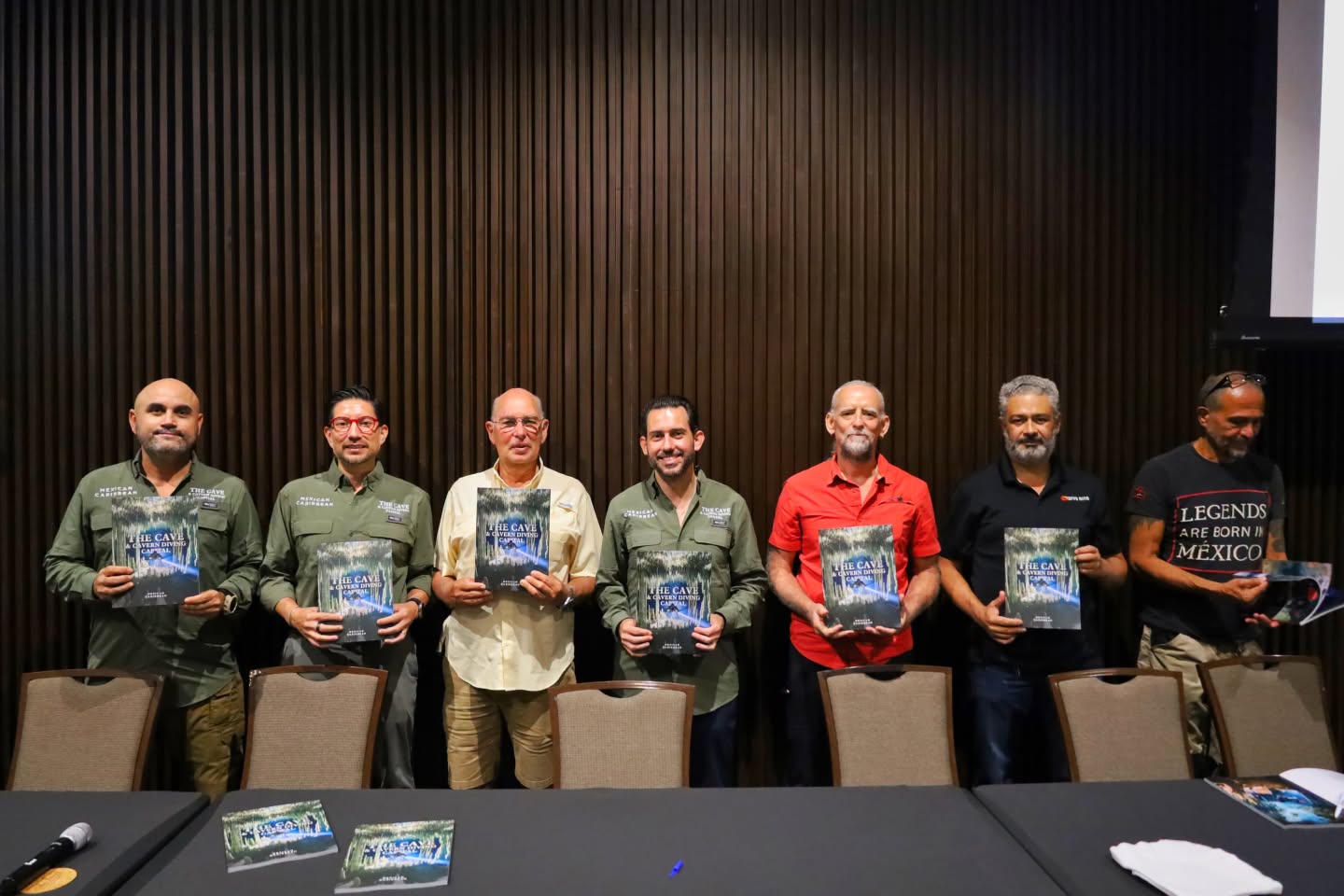 Quintana Roo Presenta Guia De Buceo En Cuevas Y Cavernas Que Se Sabe Y Por Que Importa 1